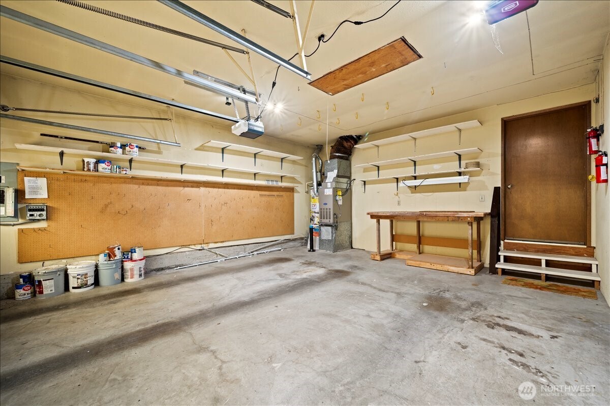 24848 13th Avenue S, Des Moines, WA 98198