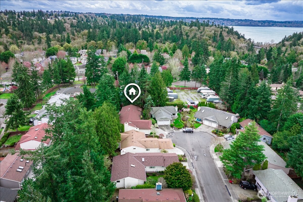 24848 13th Avenue S, Des Moines, WA 98198