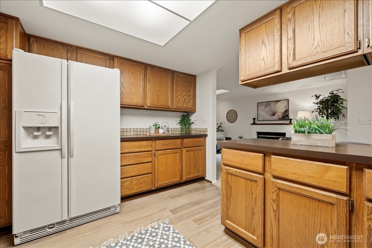 24848 13th Avenue S, Des Moines, WA 98198