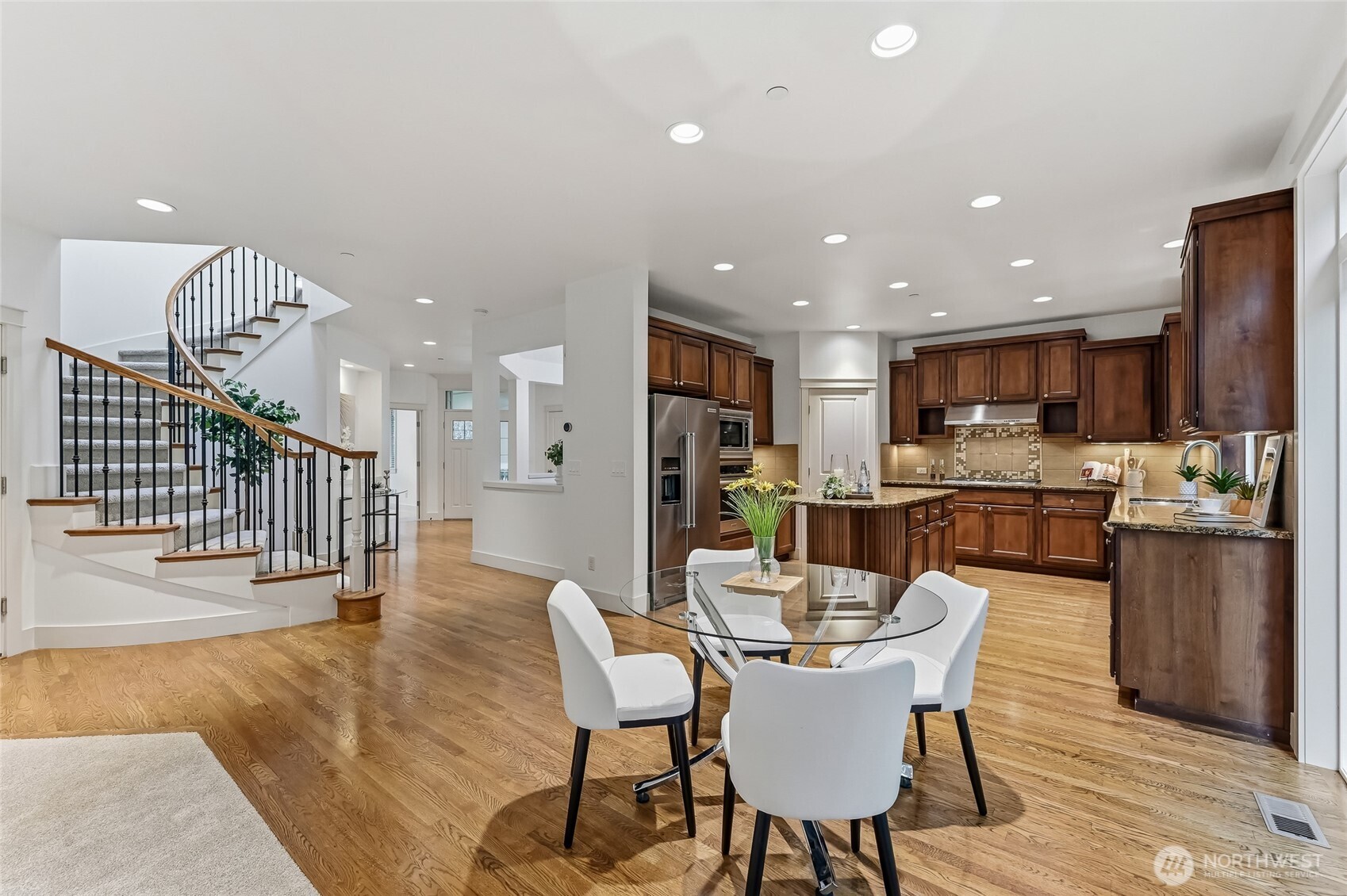 16788 NE 123rd Way , Redmond, WA 98052