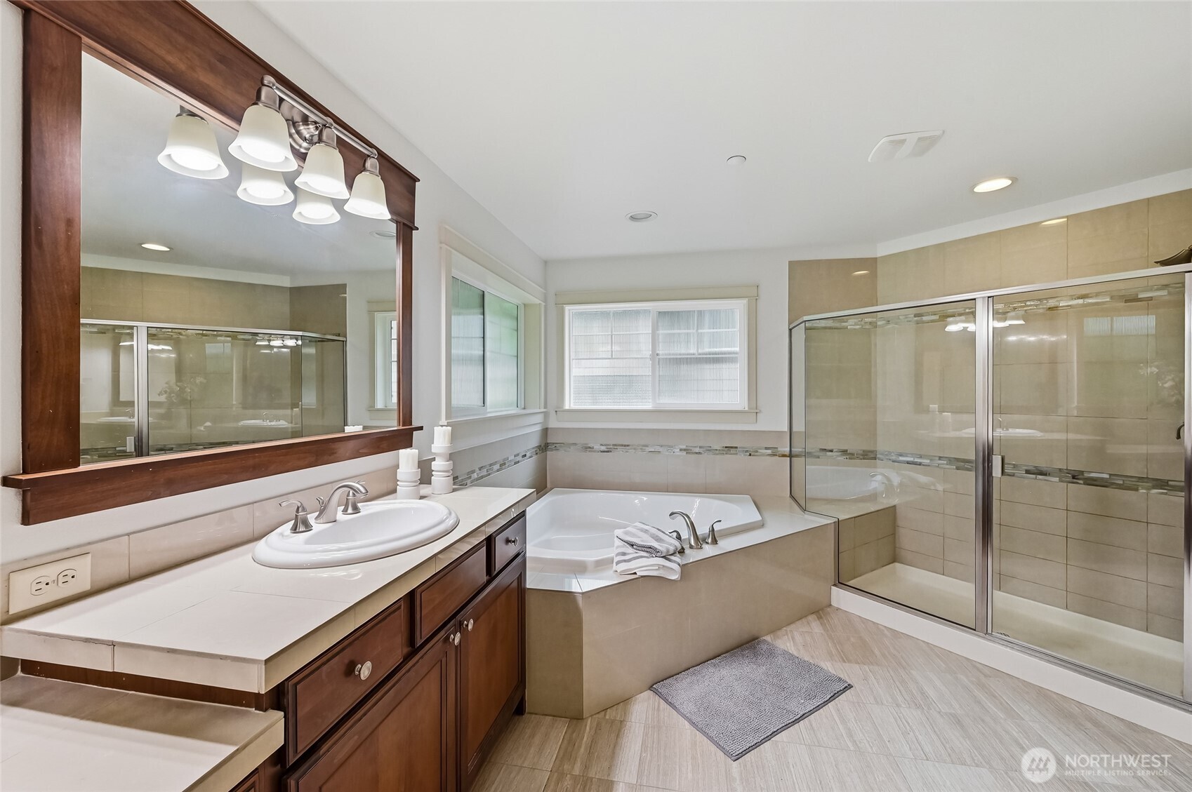 16788 NE 123rd Way , Redmond, WA 98052