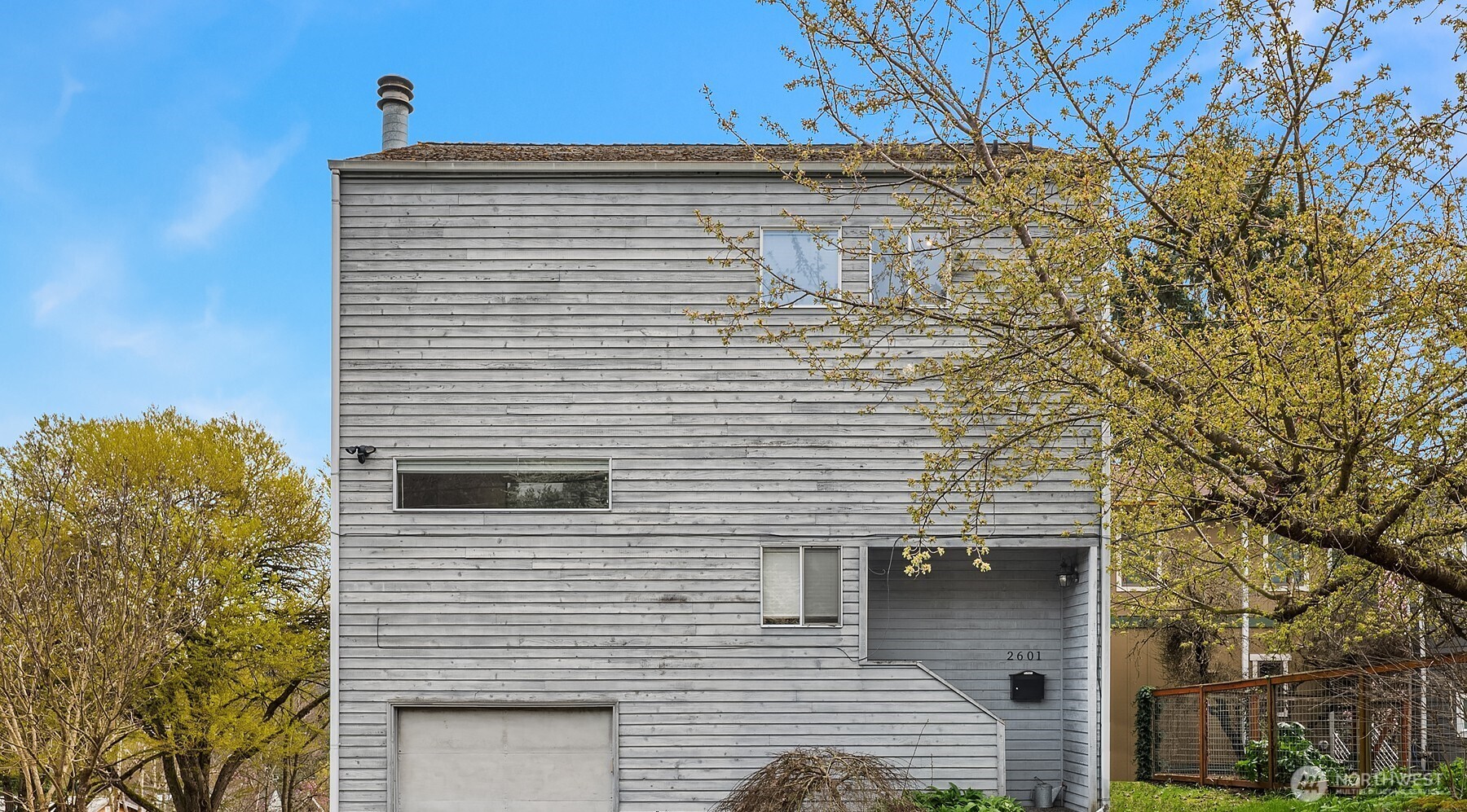 2601 E Aloha Street , Seattle, WA 98112