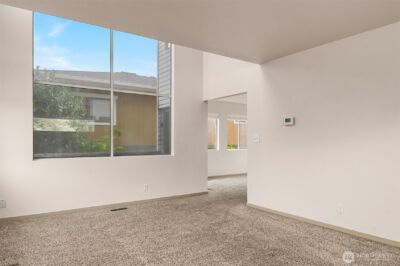 2601 E Aloha Street , Seattle, WA 98112 - Photo 4