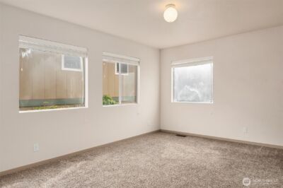 2601 E Aloha Street , Seattle, WA 98112 - Photo 5