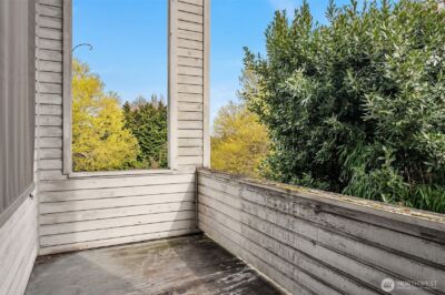 2601 E Aloha Street , Seattle, WA 98112 - Photo 10