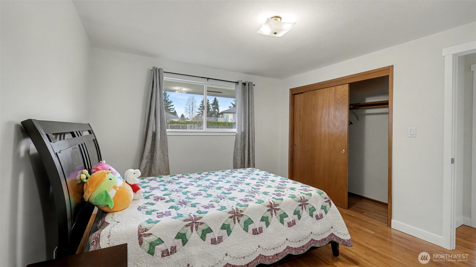 2200 NE 12th , Renton, WA 98056