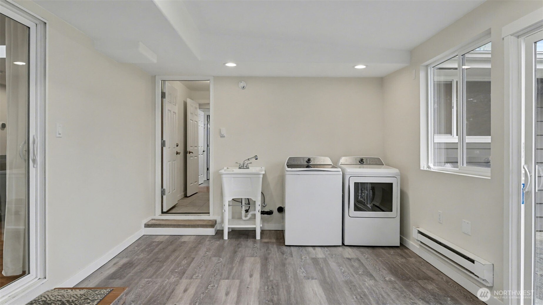 2200 NE 12th , Renton, WA 98056