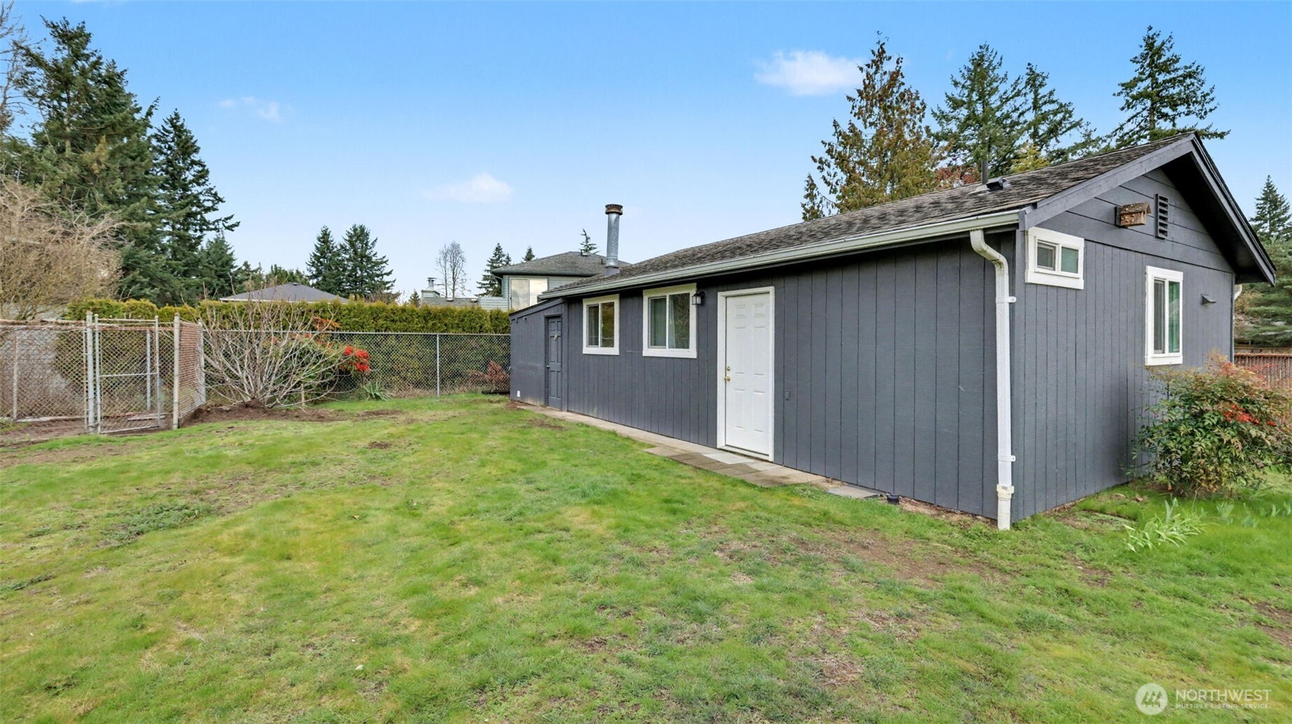 2200 NE 12th , Renton, WA 98056