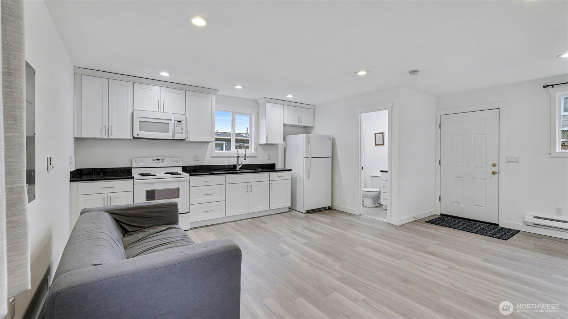 2200 NE 12th , Renton, WA 98056