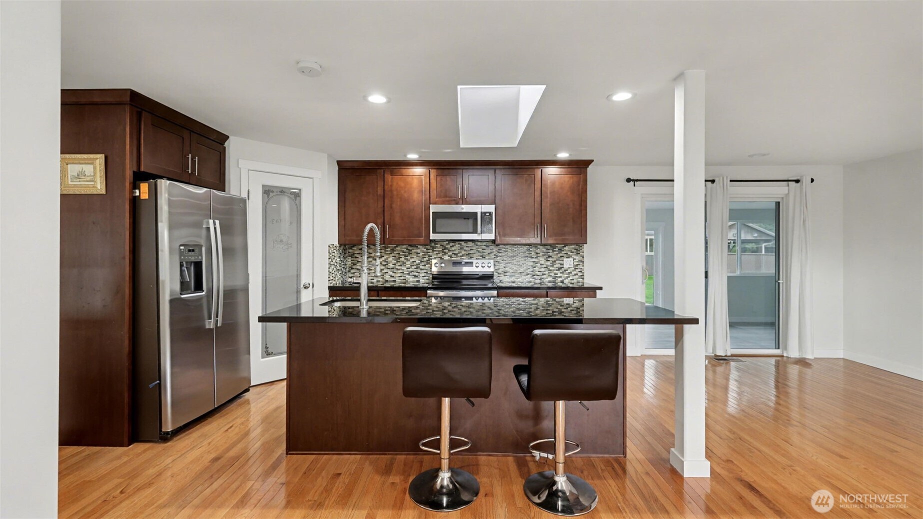 2200 NE 12th , Renton, WA 98056