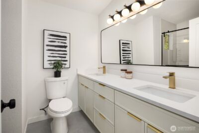 14214 Westwood Place NE, Seattle, WA 98125 - Photo 19