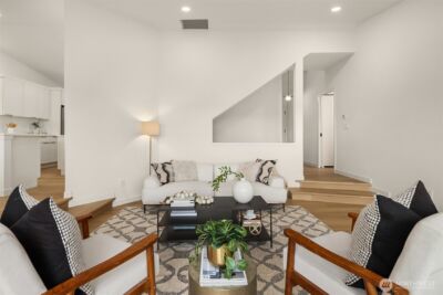 14214 Westwood Place NE, Seattle, WA 98125 - Photo 4