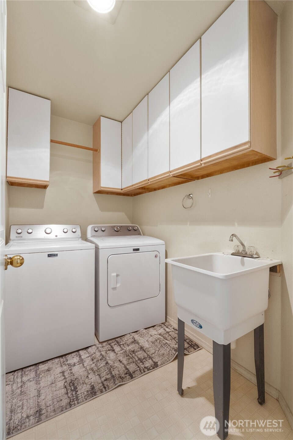 23874 140th Lane SE, Kent, WA 98042-3823