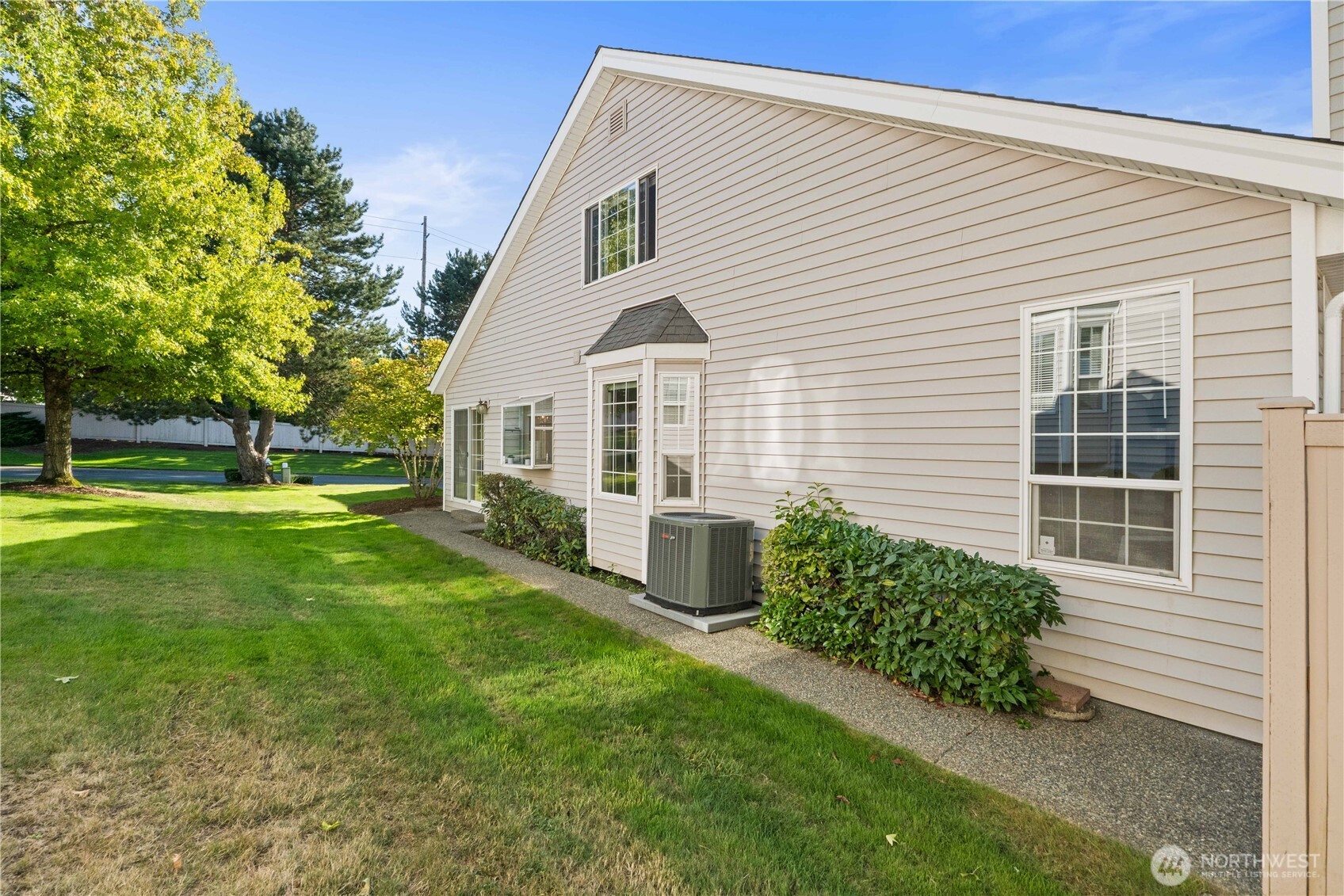 23874 140th Lane SE, Kent, WA 98042-3823