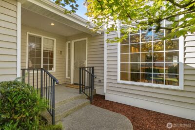 23874 140th Lane SE, Kent, WA 98042-3823 - Photo 4