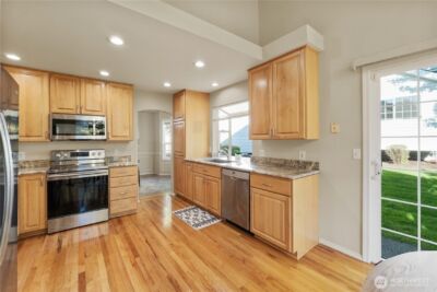 23874 140th Lane SE, Kent, WA 98042-3823 - Photo 10
