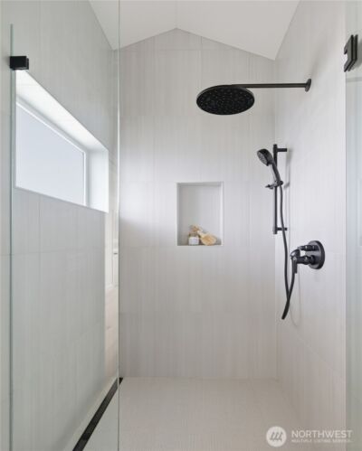 6507 19th Avenue NW, Seattle, WA 98117 - Photo 11