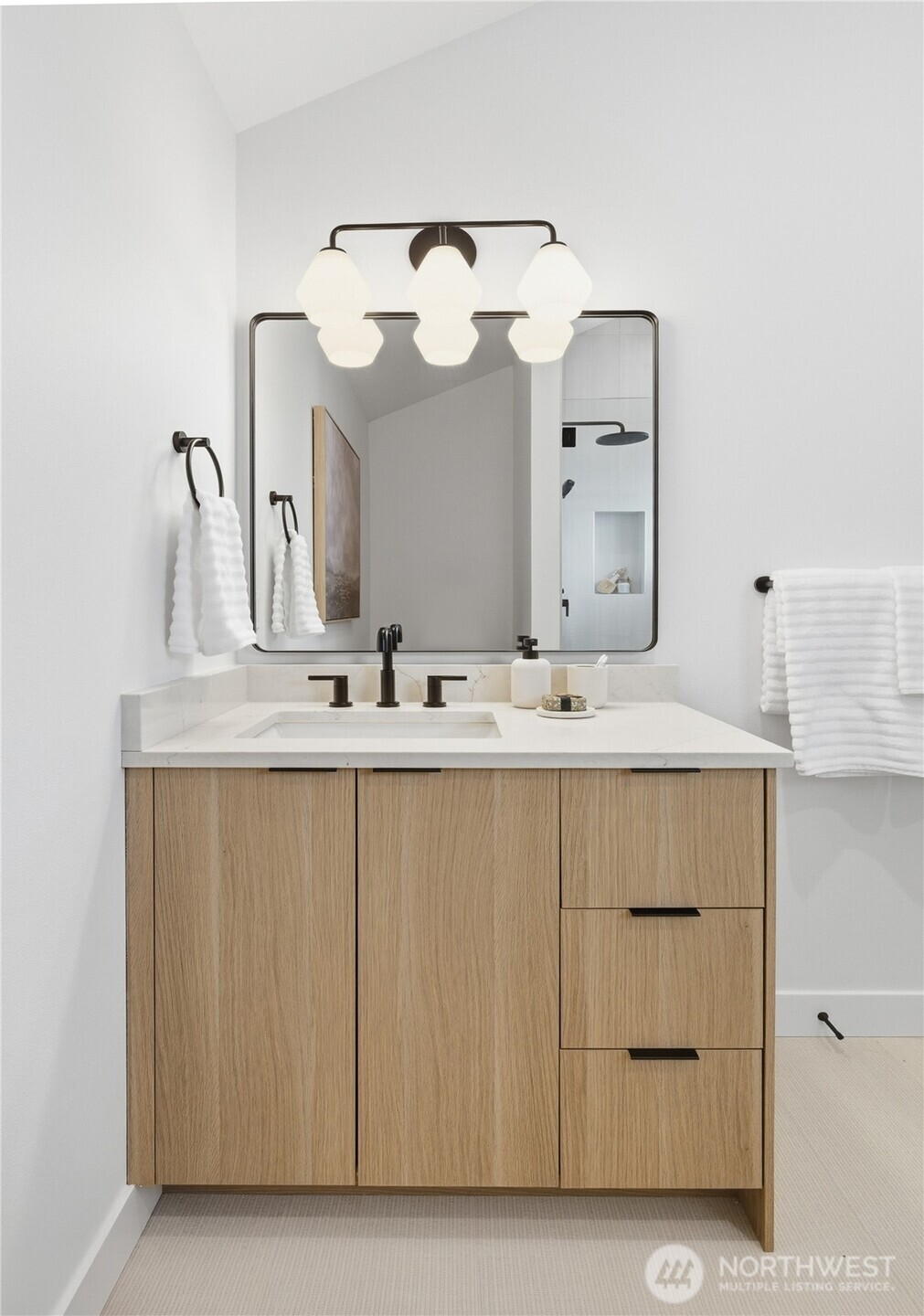 6507 19th Avenue NW, Seattle, WA 98117