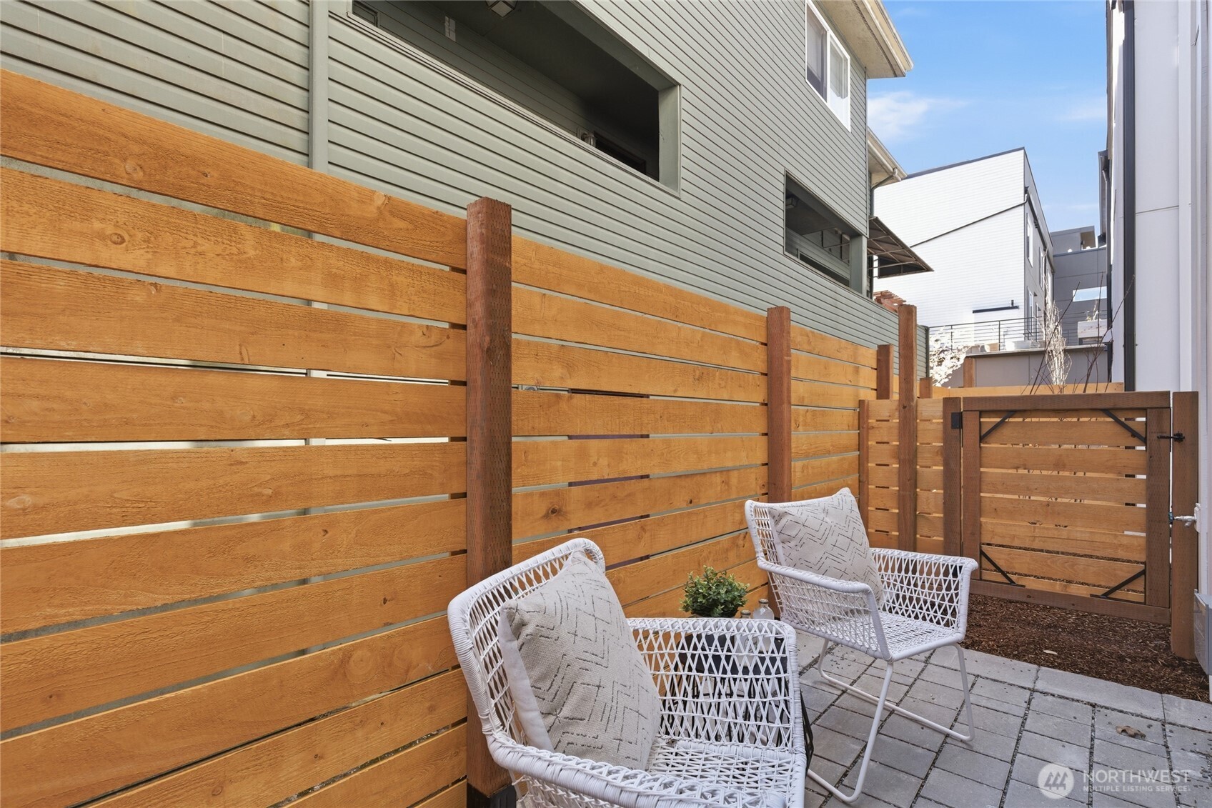 6507 19th Avenue NW, Seattle, WA 98117