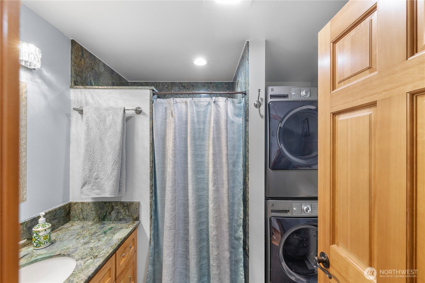 233 W Jensen Street , Arlington, WA 98223