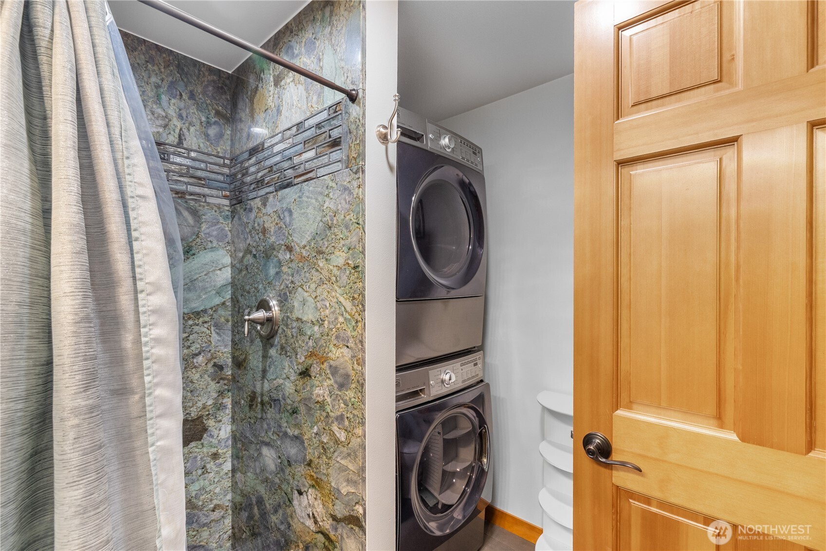 233 W Jensen Street , Arlington, WA 98223