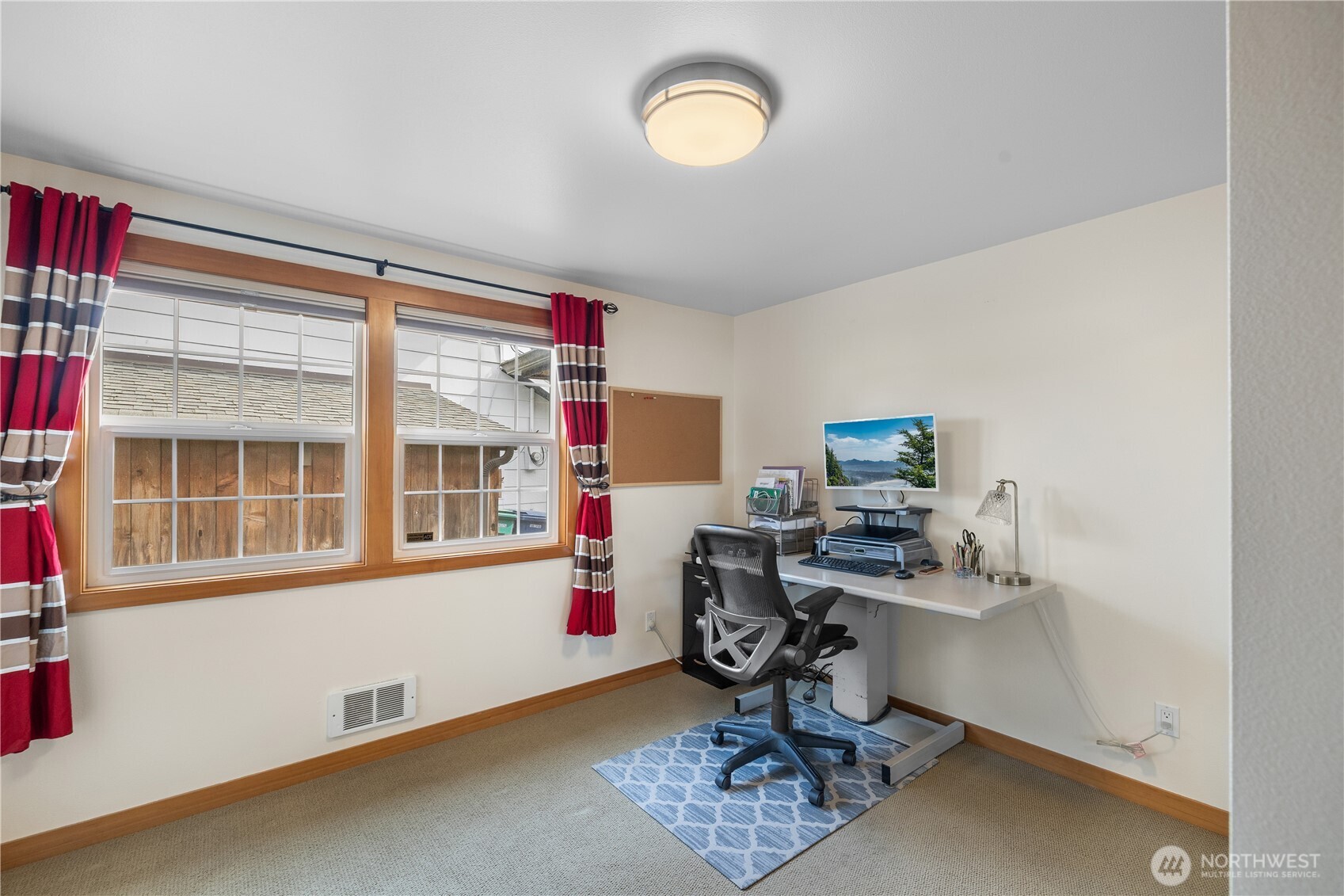 233 W Jensen Street , Arlington, WA 98223