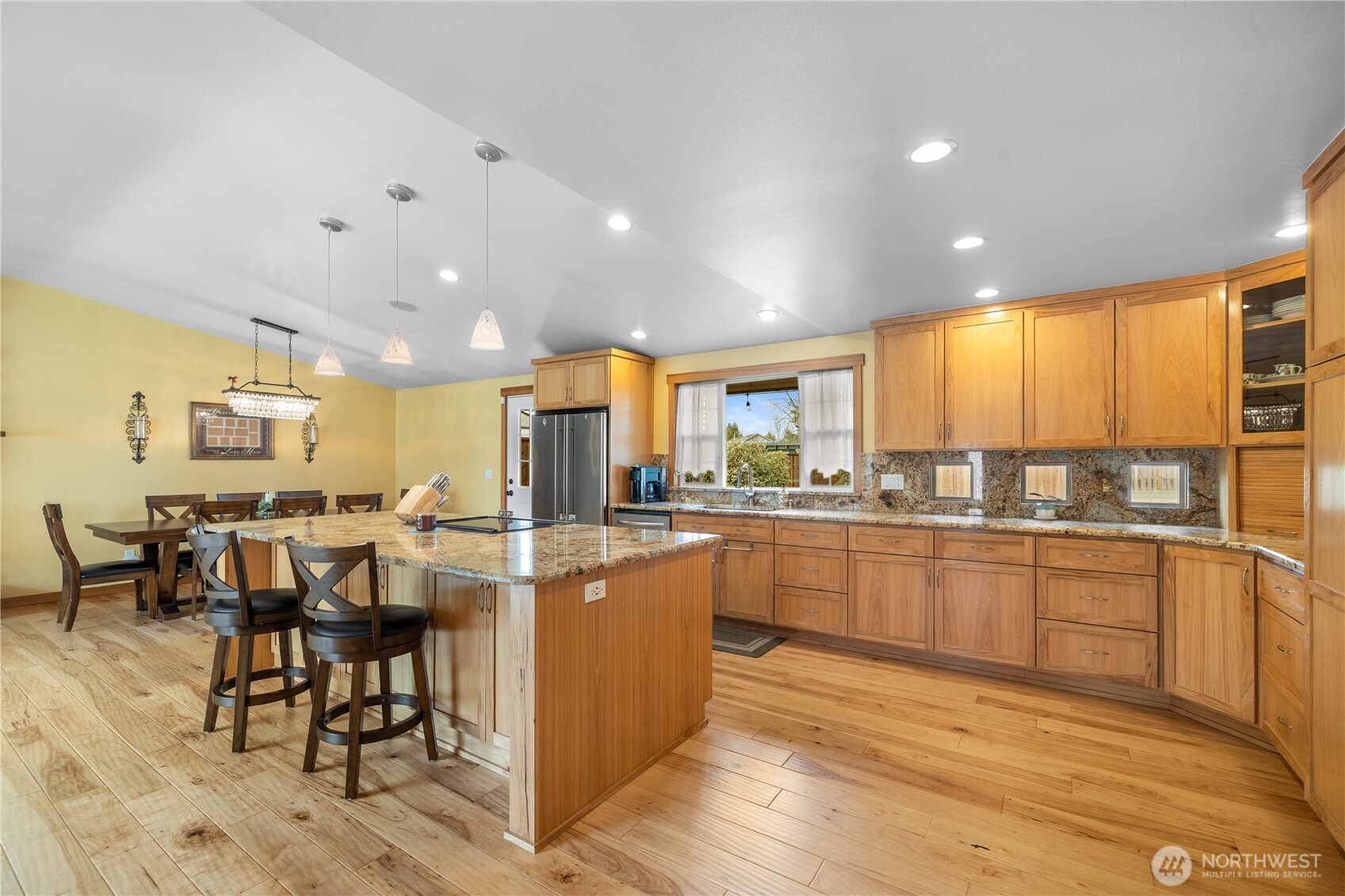 233 W Jensen Street , Arlington, WA 98223