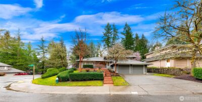 2734 224th Avenue NE, Sammamish, WA 98074 - Photo 2