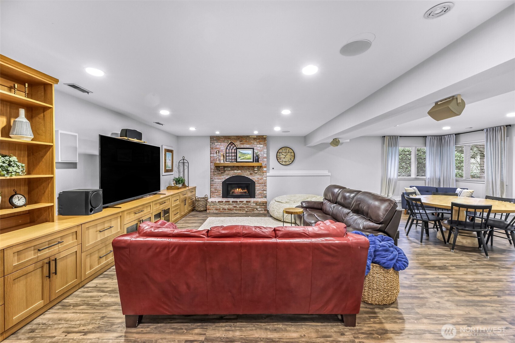2734 224th Avenue NE, Sammamish, WA 98074