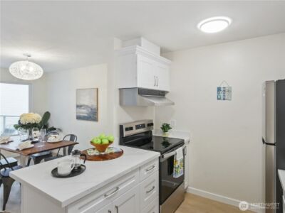 2104 Alki Avenue SW #306, Seattle, WA 98116 - Photo 18