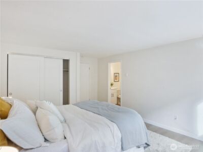 2104 Alki Avenue SW #306, Seattle, WA 98116 - Photo 24