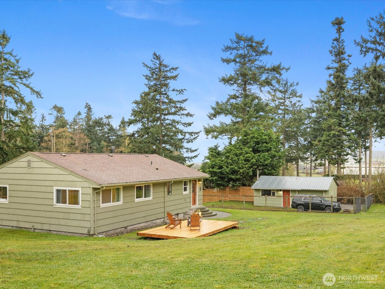 207 Fort Casey Road , Coupeville, WA 98239