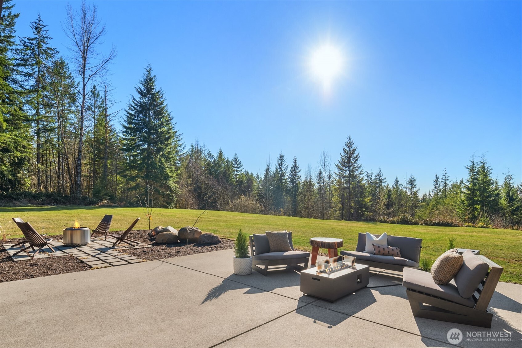 33310 NE 95th Place , Carnation, WA 98014