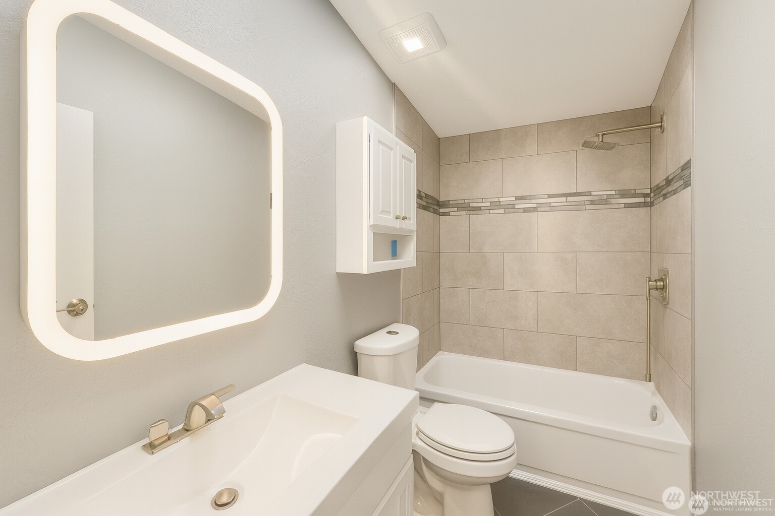 210 37th Street SE #130, Auburn, WA 98002