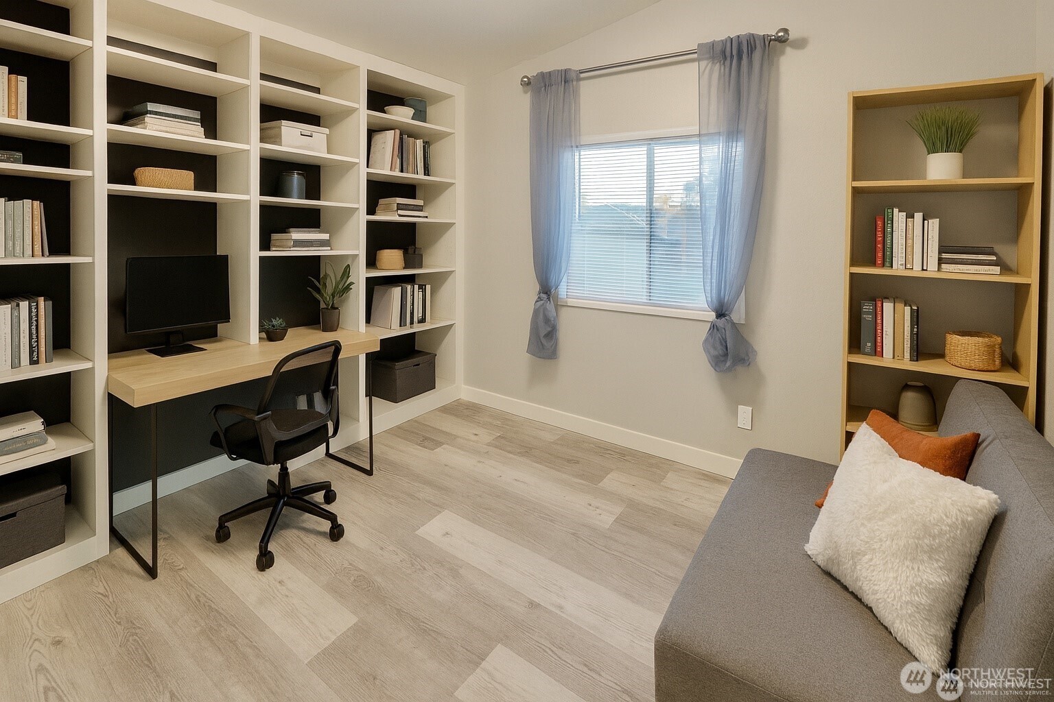 210 37th Street SE #130, Auburn, WA 98002