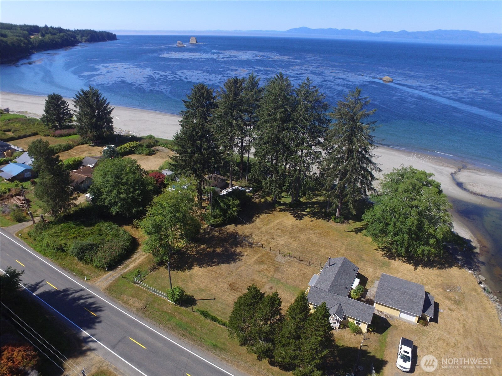 1571 Highway 112 , Sekiu, WA 98381