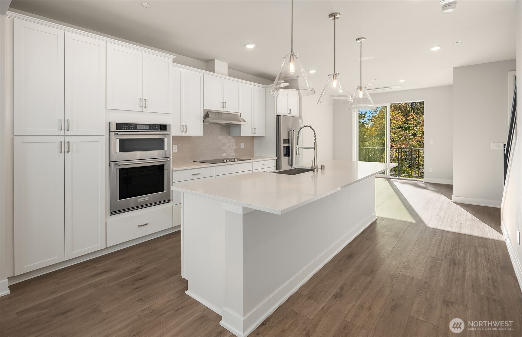 20341 90th Drive NE #B, Bothell, WA 98011