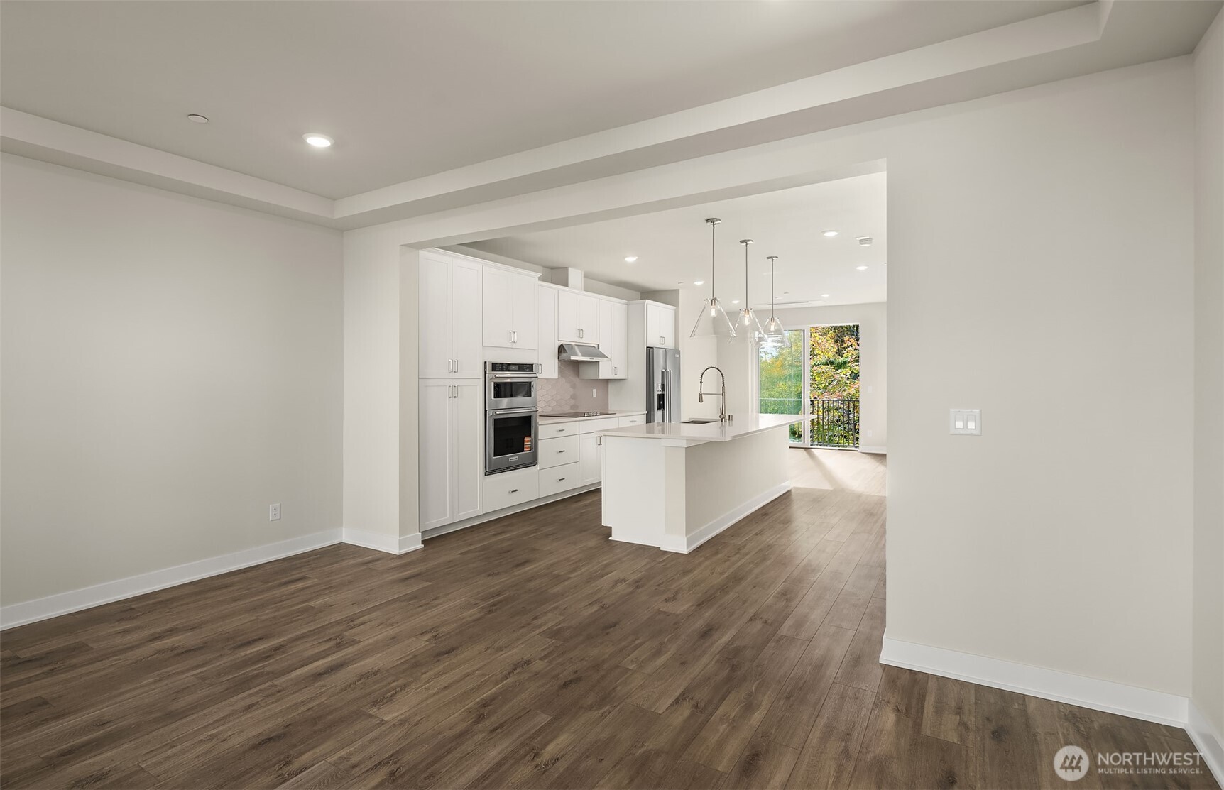 20341 90th Drive NE #B, Bothell, WA 98011