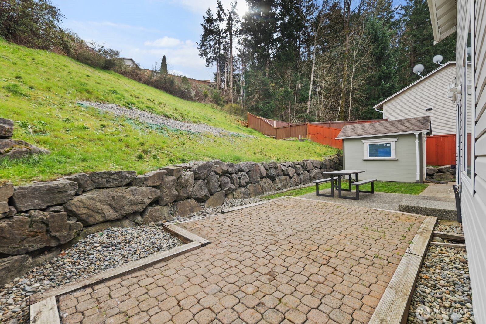 2824 V Court SE, Auburn, WA 98002