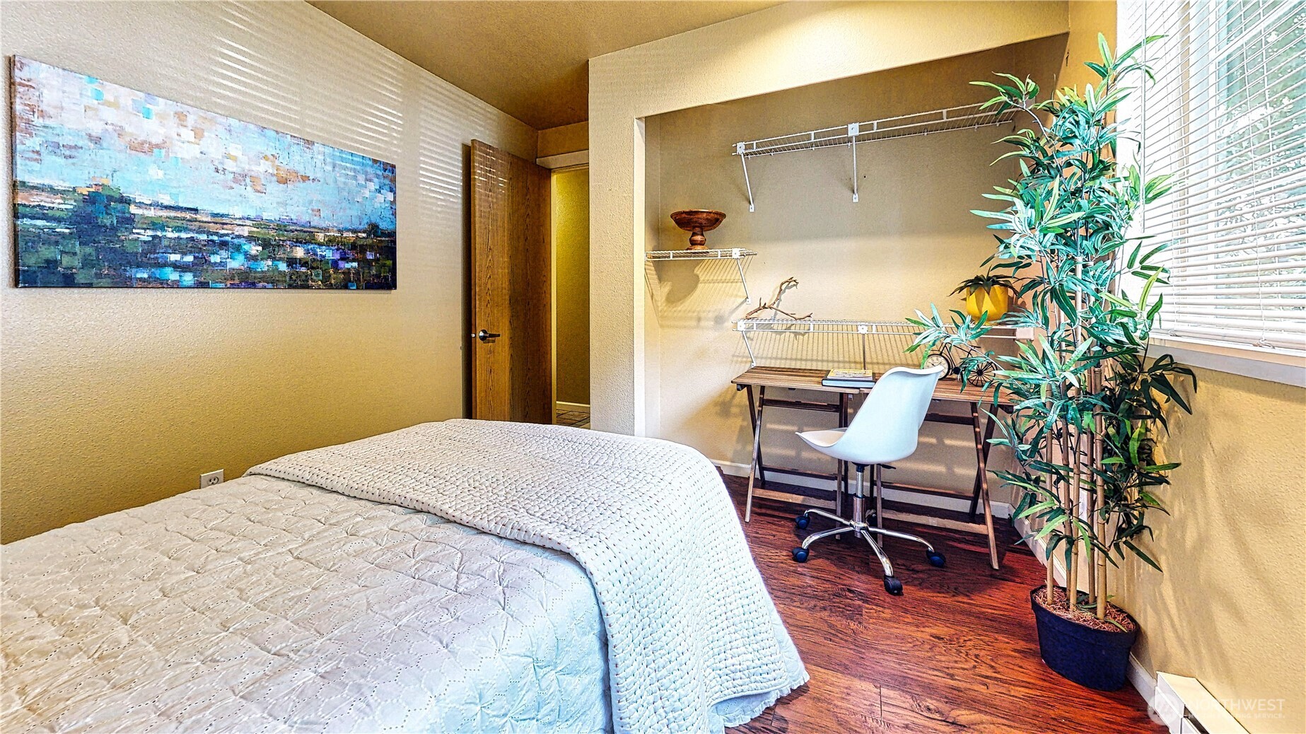 23301 Cedar Way #U102, Mountlake Terrace, WA 98043