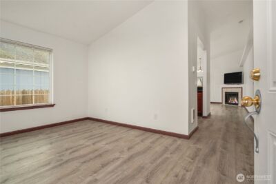 1426 E 46th Street , Tacoma, WA 98404-3605 - Photo 6