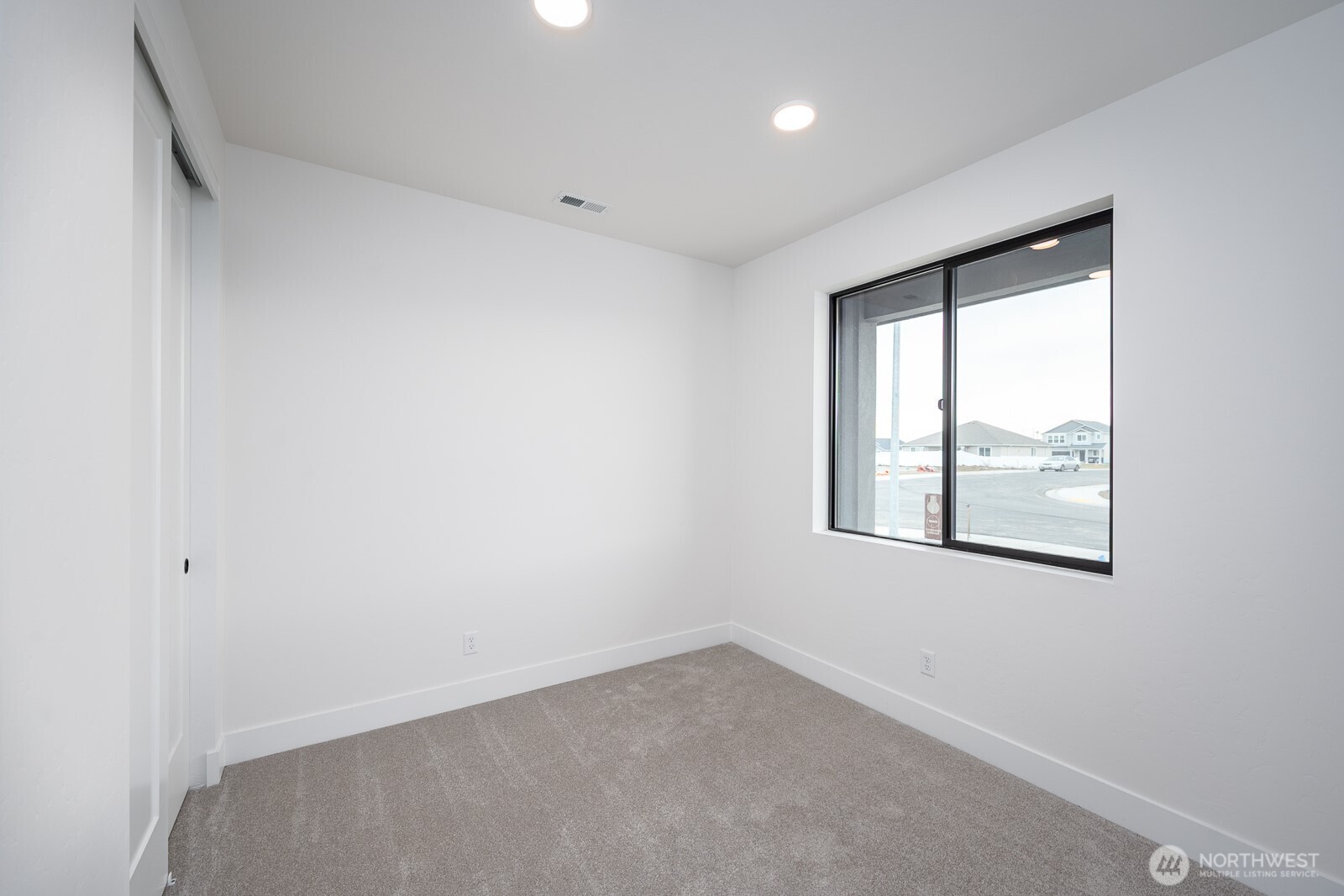 1149 9th Avenue NE, Ephrata, WA 98823