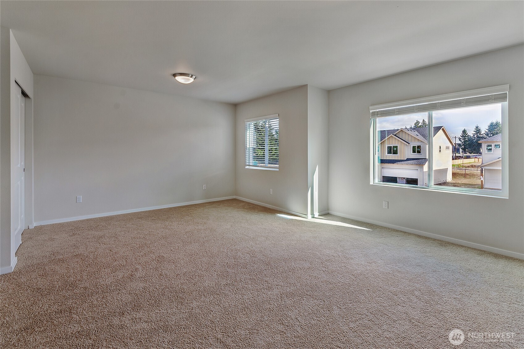 18317 37th Avenue E, Tacoma, WA 98446