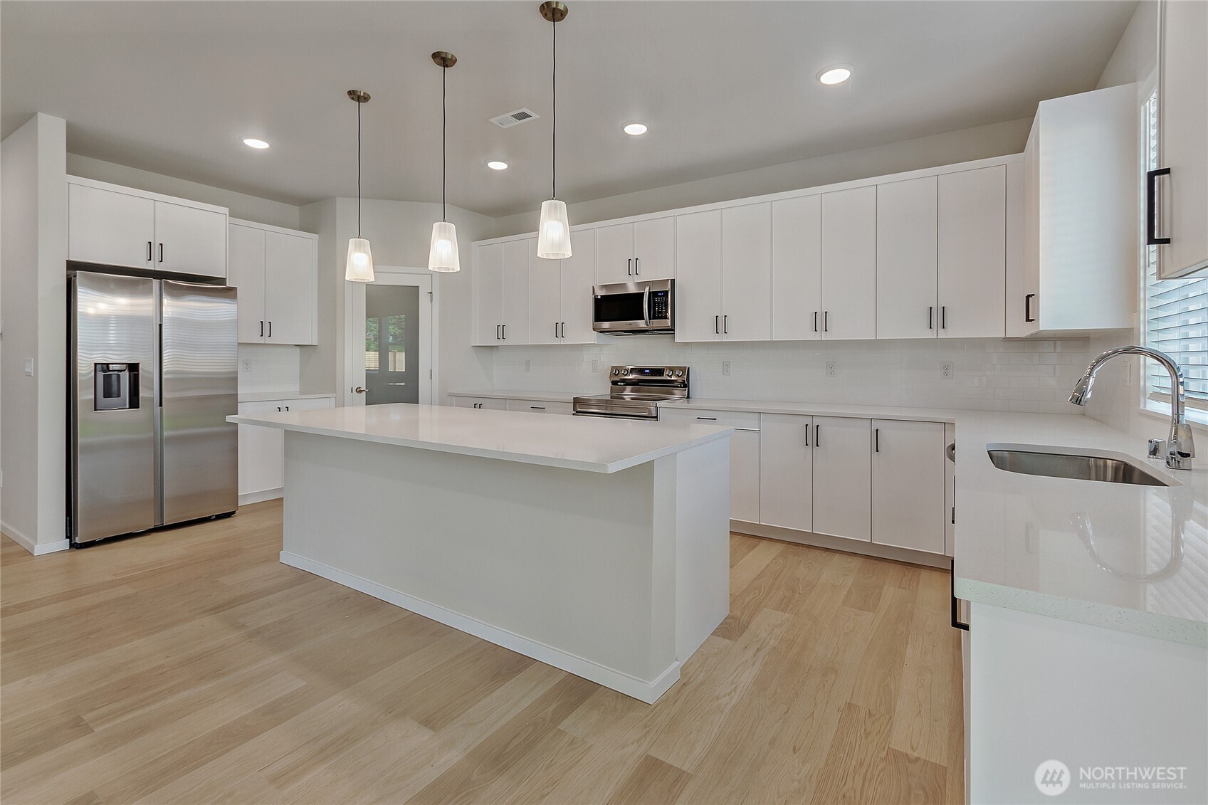 18317 37th Avenue E, Tacoma, WA 98446