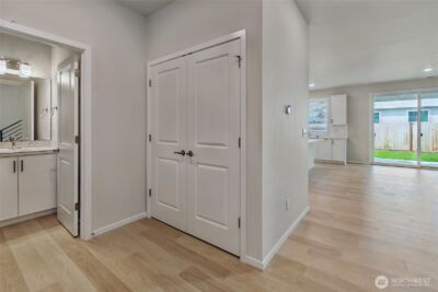 18317 37th Avenue E, Tacoma, WA 98446 - Photo 25