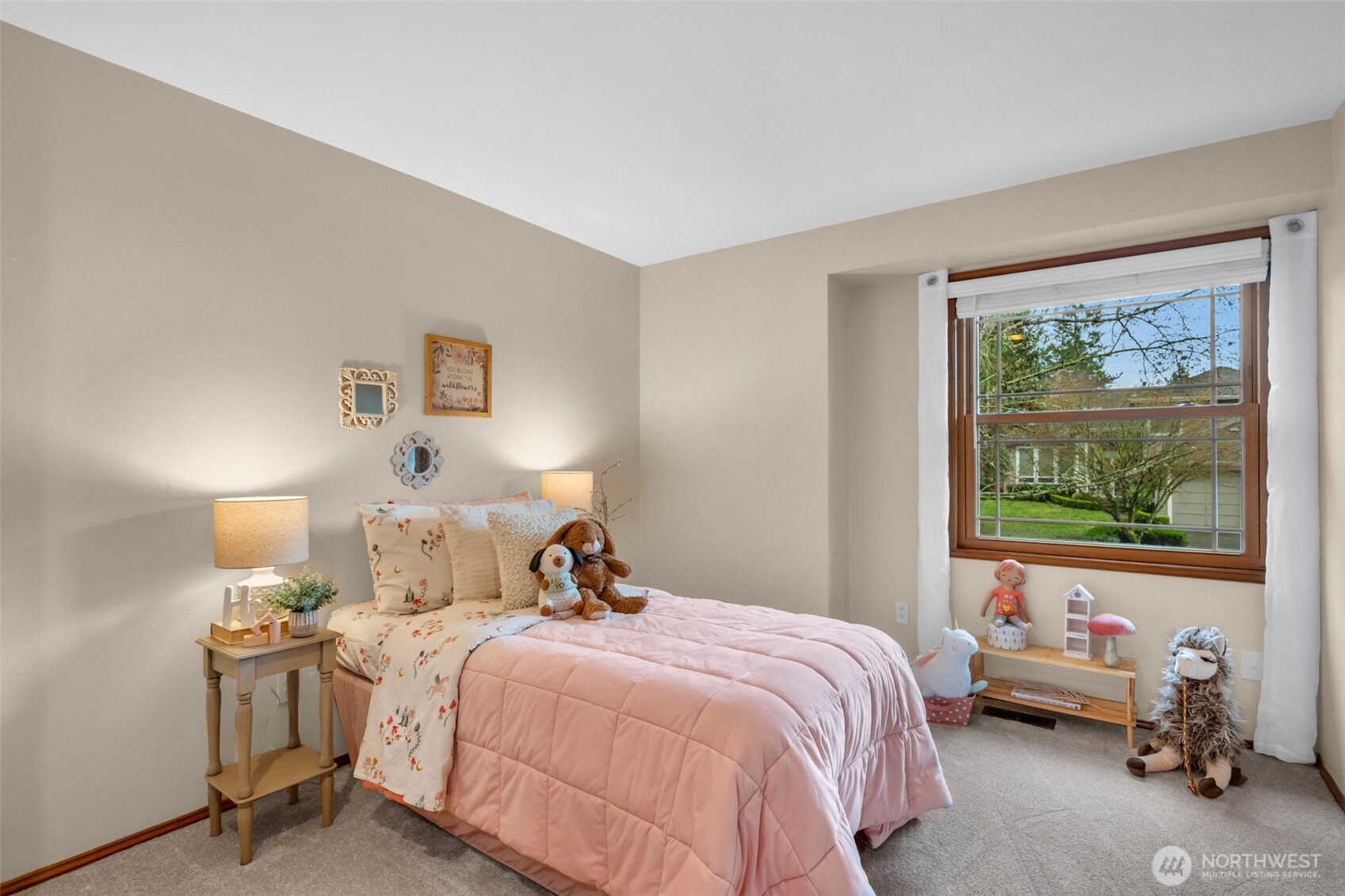 24310 SE 34th Place , Sammamish, WA 98029