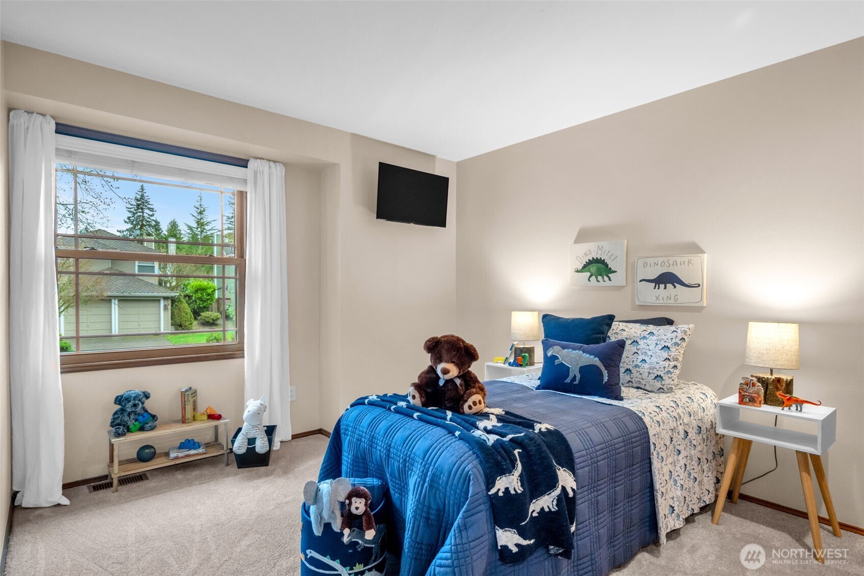 24310 SE 34th Place , Sammamish, WA 98029