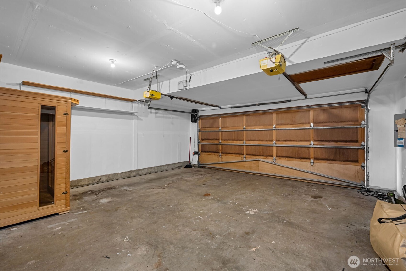 24310 SE 34th Place , Sammamish, WA 98029