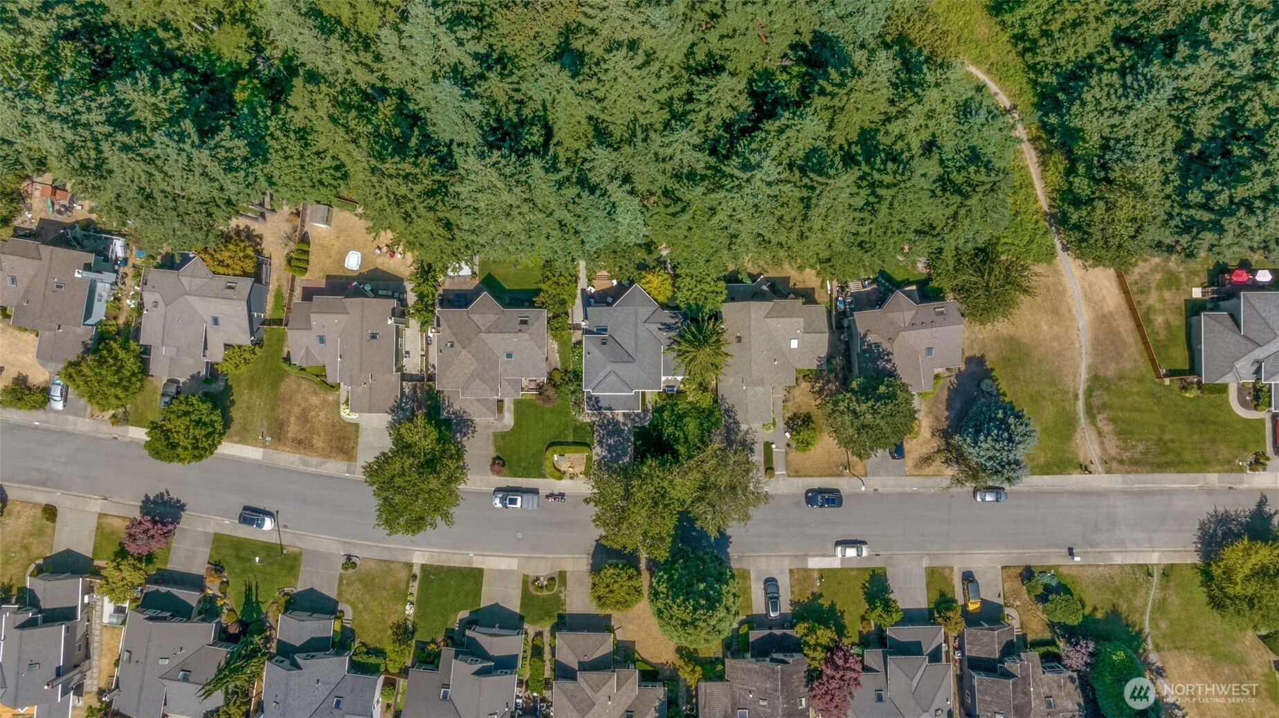 24310 SE 34th Place , Sammamish, WA 98029