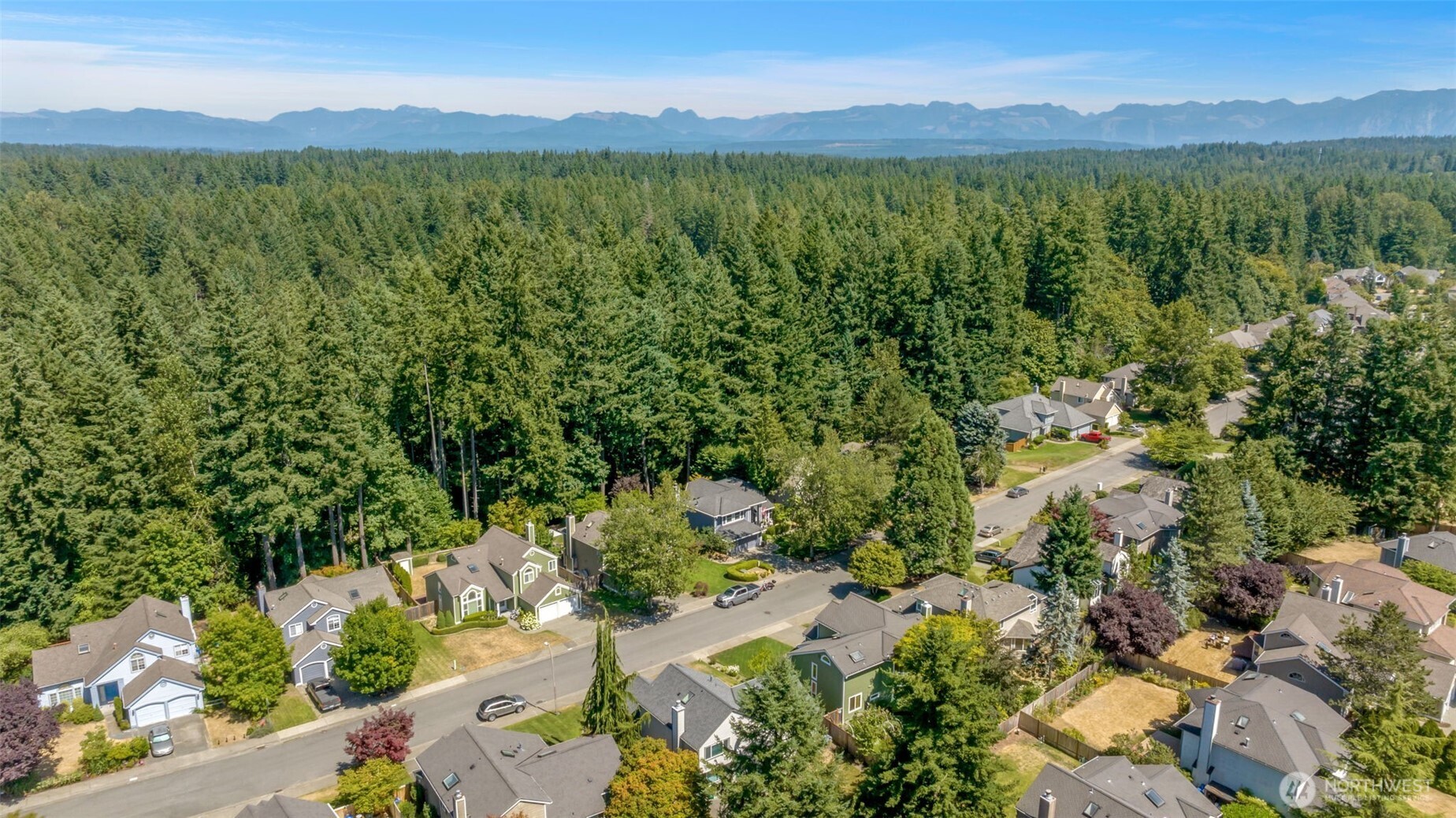 24310 SE 34th Place , Sammamish, WA 98029